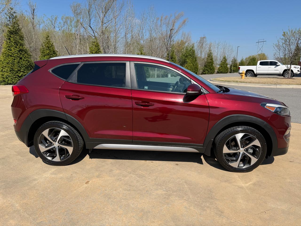 Hyundai Tucson Sport 4D SUV AWD 2017