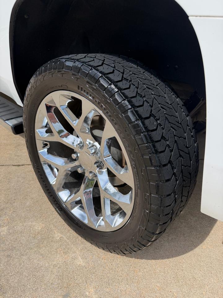 Chevrolet Tahoe Z71 4D SUV 4WD 2016