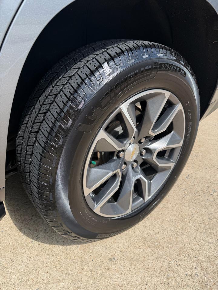 Chevrolet Tahoe 4WD 4dr LT 2021