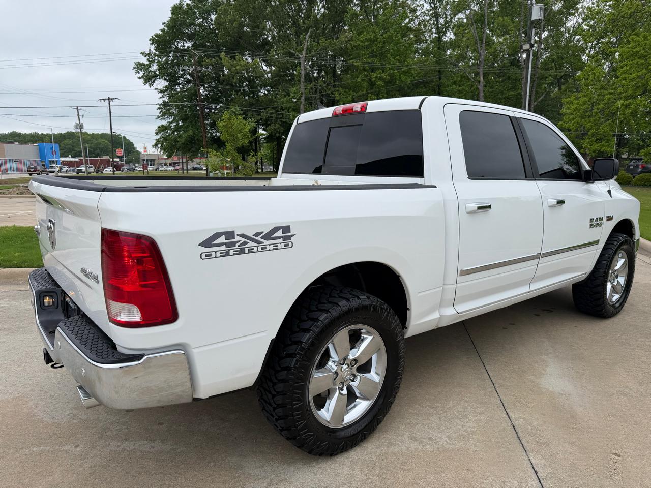 RAM 1500 Big Horn Crew Cab 4WD 2016