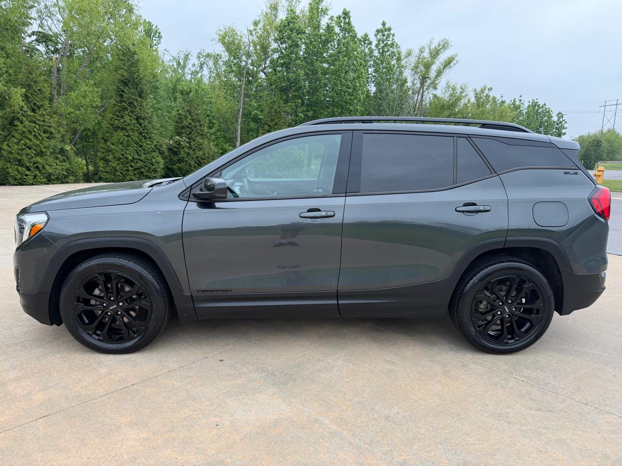 GMC Terrain SLE 4D SUV FWD 2020