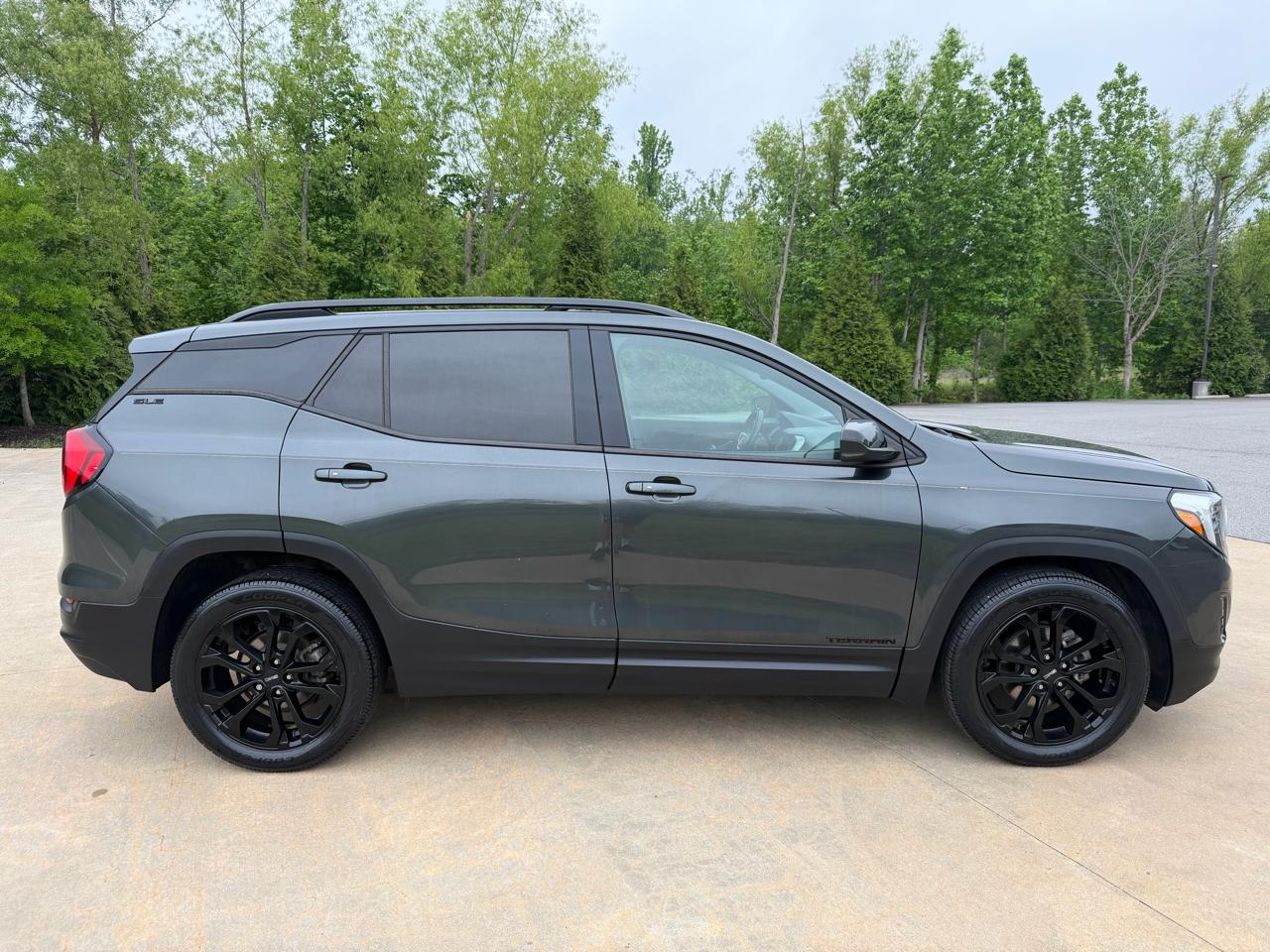 GMC Terrain SLE 4D SUV FWD 2020