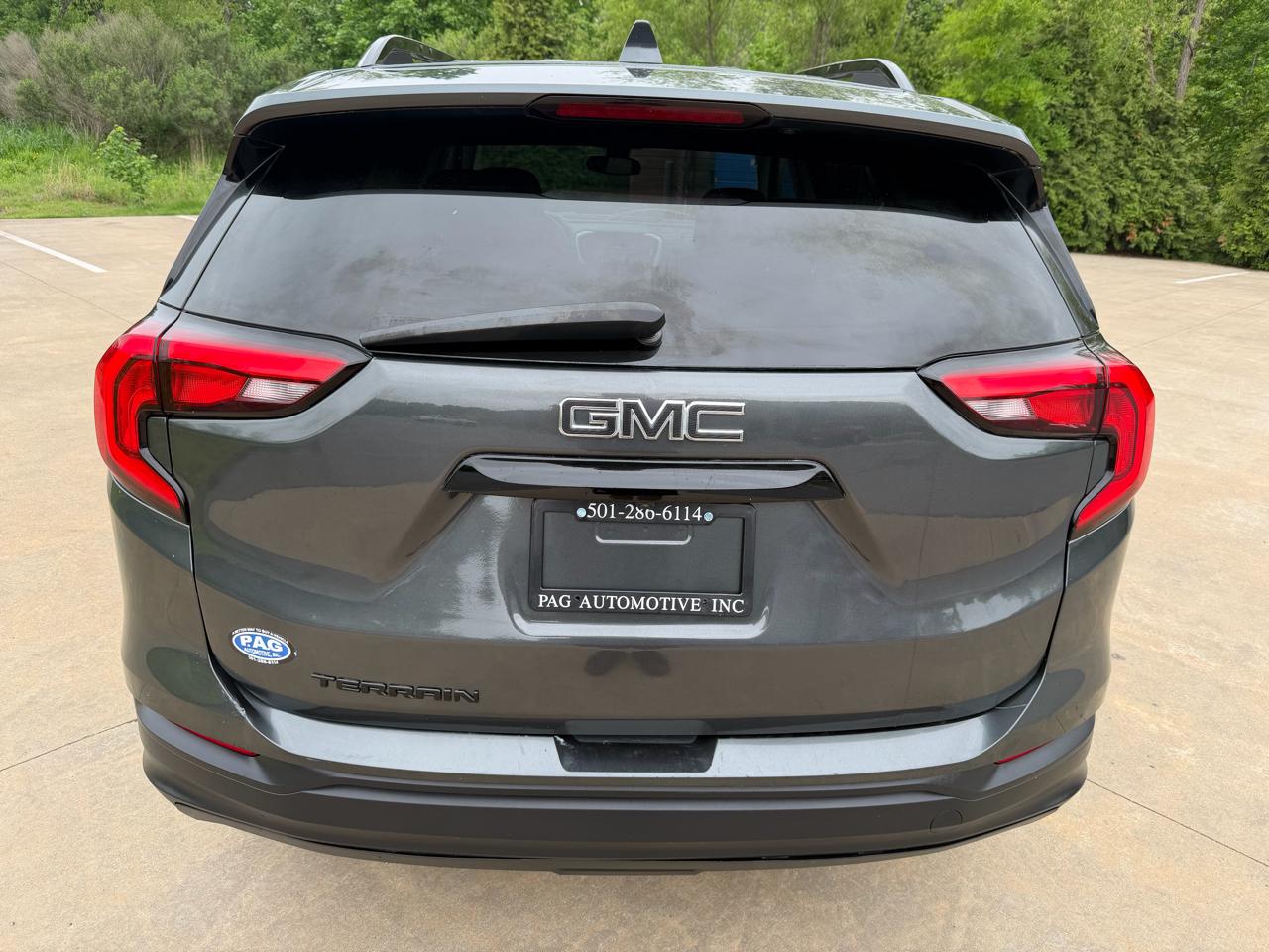 GMC Terrain SLE 4D SUV FWD 2020