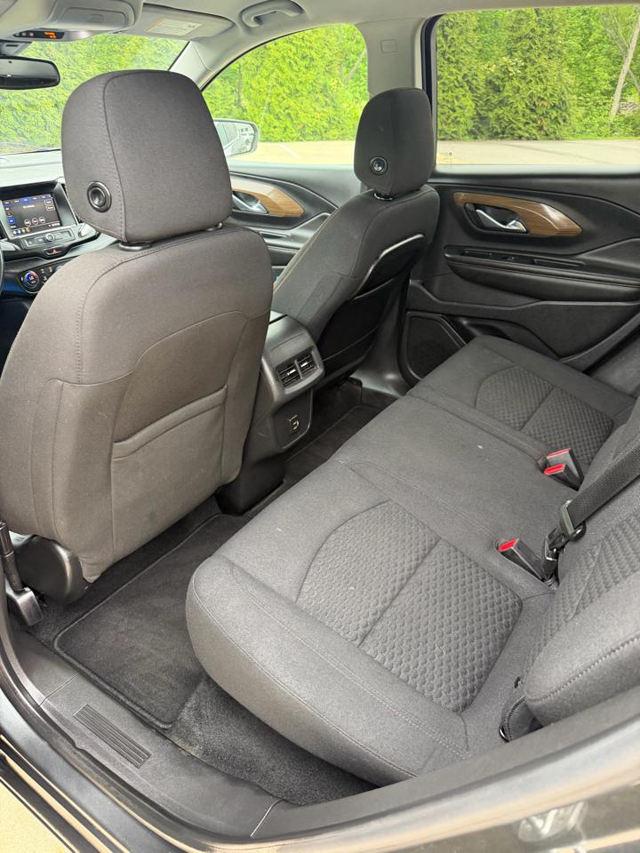 GMC Terrain SLE 4D SUV FWD 2020