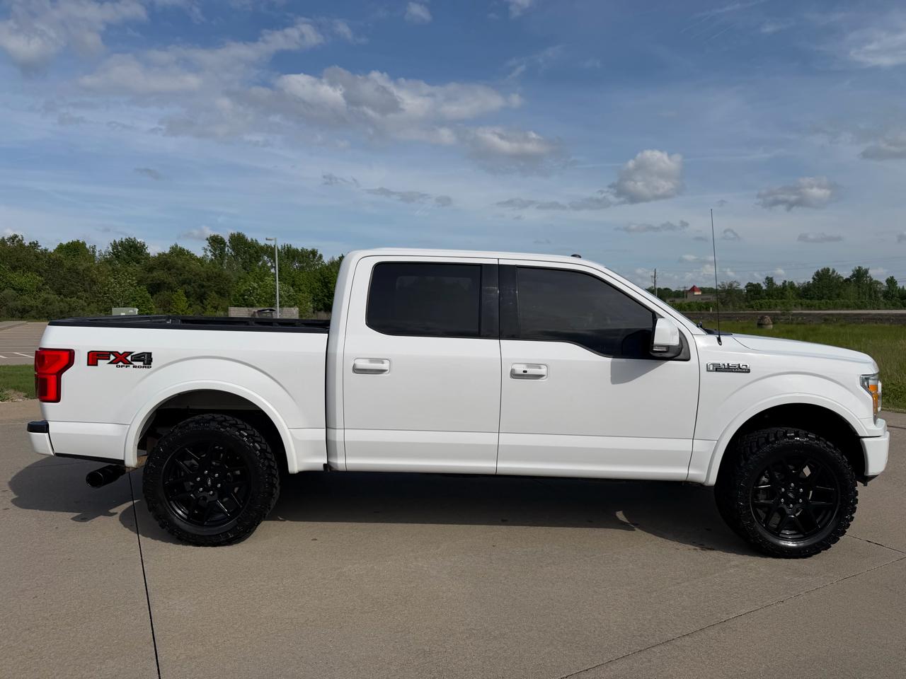 Ford F-150 Lariat SuperCrew 4WD 2018