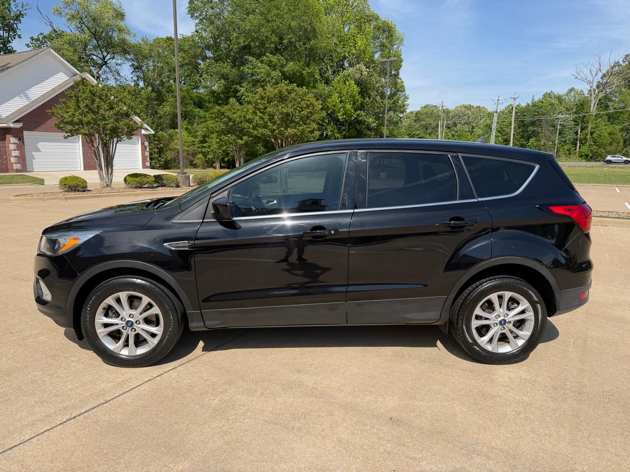 Ford Escape SE 4D SUV 4WD 2019