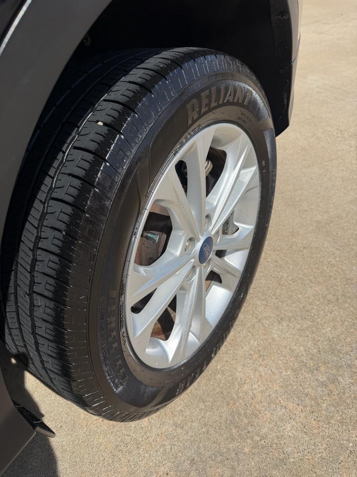 Ford Escape SE 4D SUV 4WD 2019