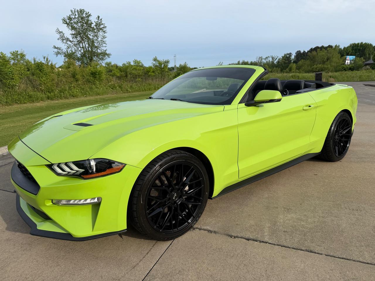 Ford Mustang 2dr Convertible Premium 2020
