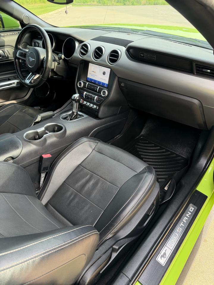 Ford Mustang 2dr Convertible Premium 2020