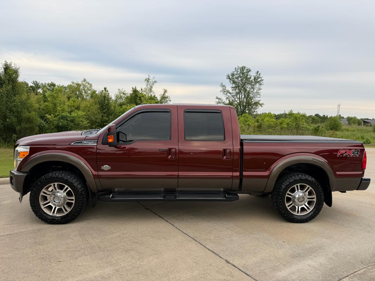 Ford F250SD King Ranch Crew Cab 4WD 2015