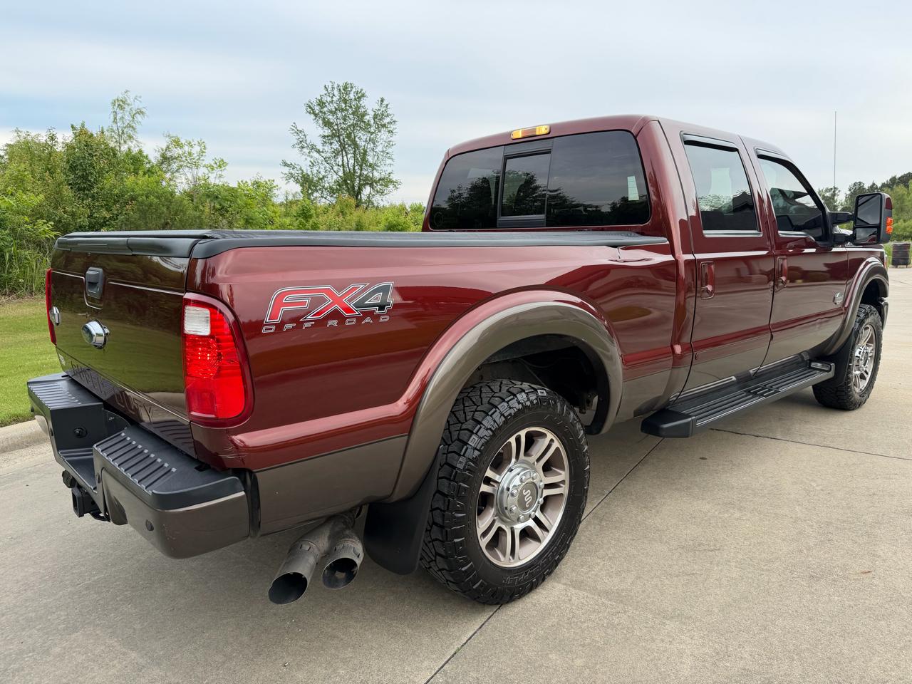 Ford F250SD King Ranch Crew Cab 4WD 2015