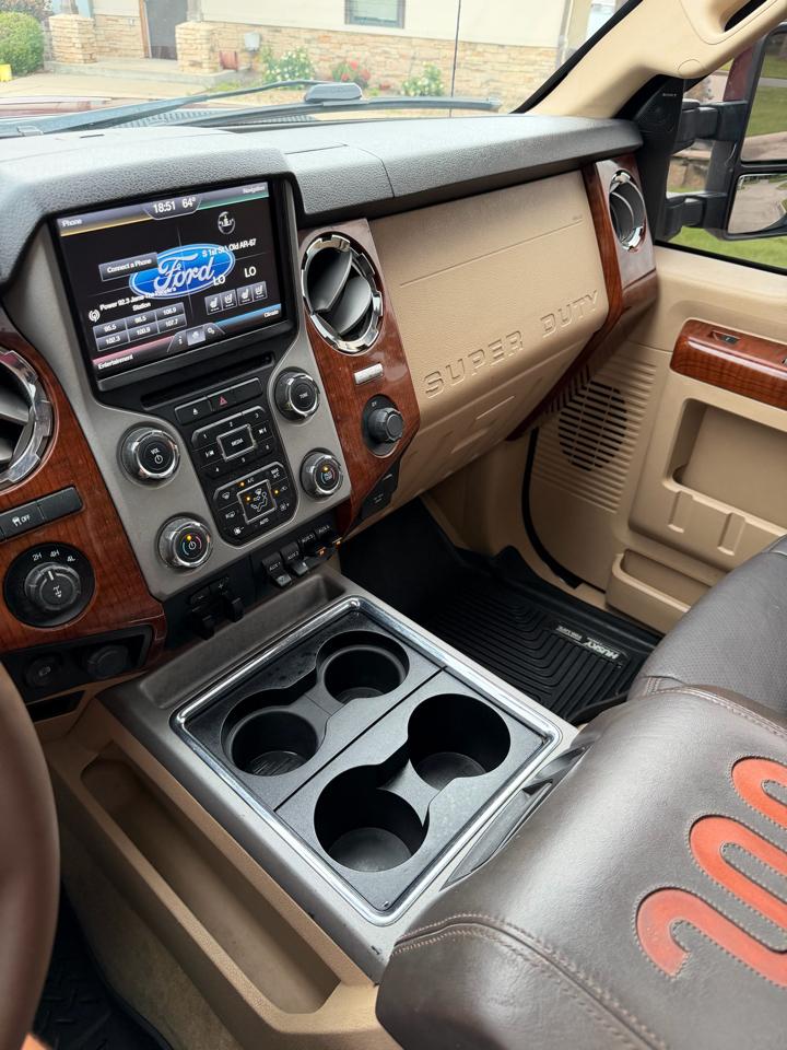 Ford F250SD King Ranch Crew Cab 4WD 2015