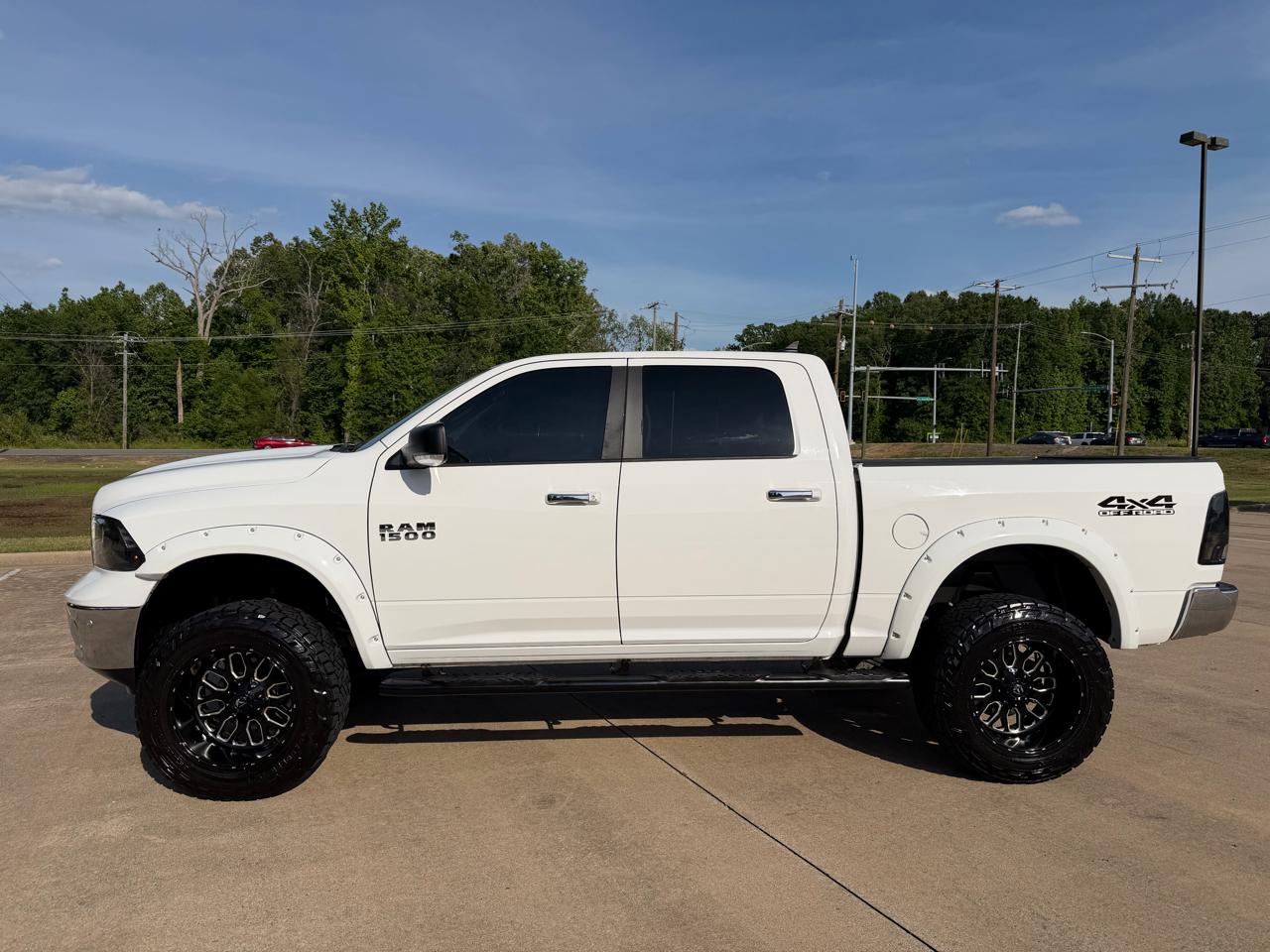 RAM 1500 Big Horn Crew Cab 4WD 2016