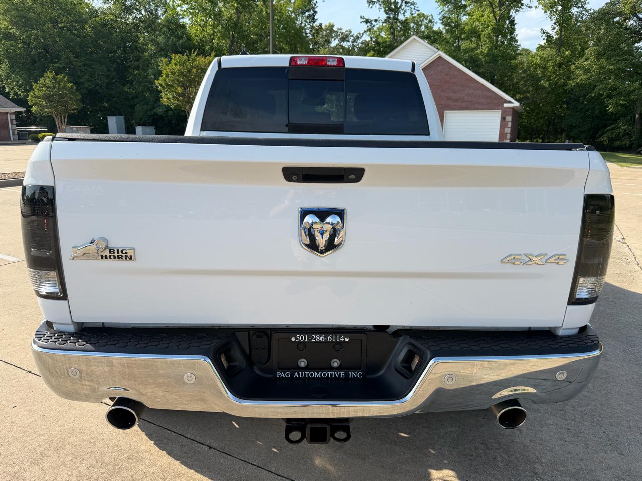 RAM 1500 Big Horn Crew Cab 4WD 2016