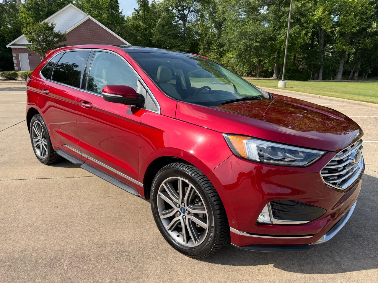 Ford Edge 4dr Titanium FWD 2019
