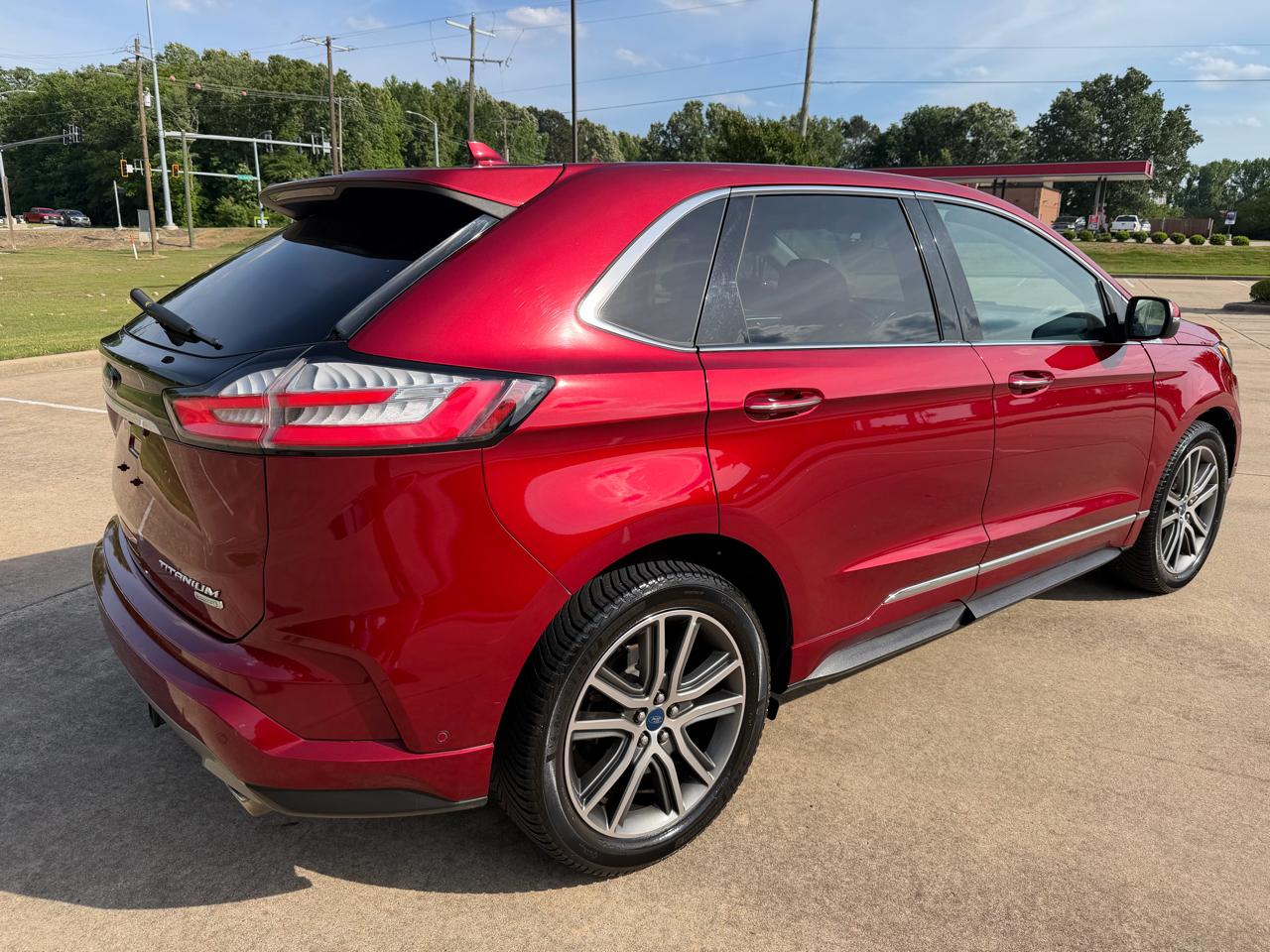 Ford Edge 4dr Titanium FWD 2019