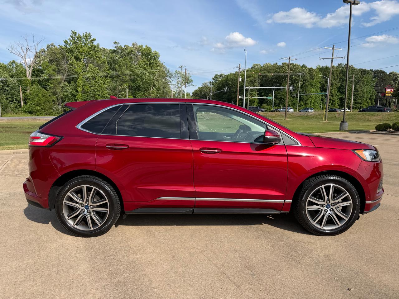 Ford Edge 4dr Titanium FWD 2019