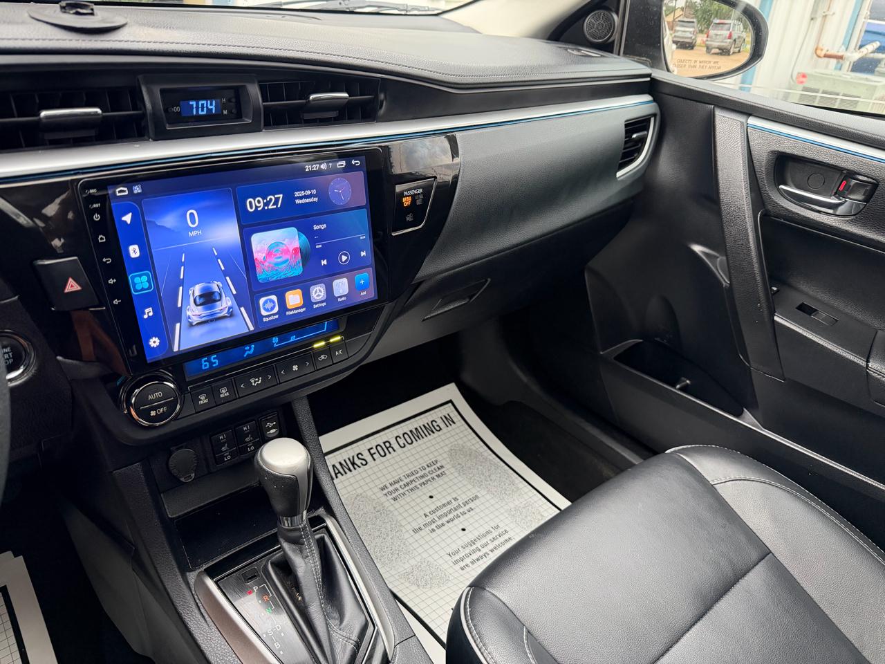Toyota Corolla LE Premium 4D Sedan 2014