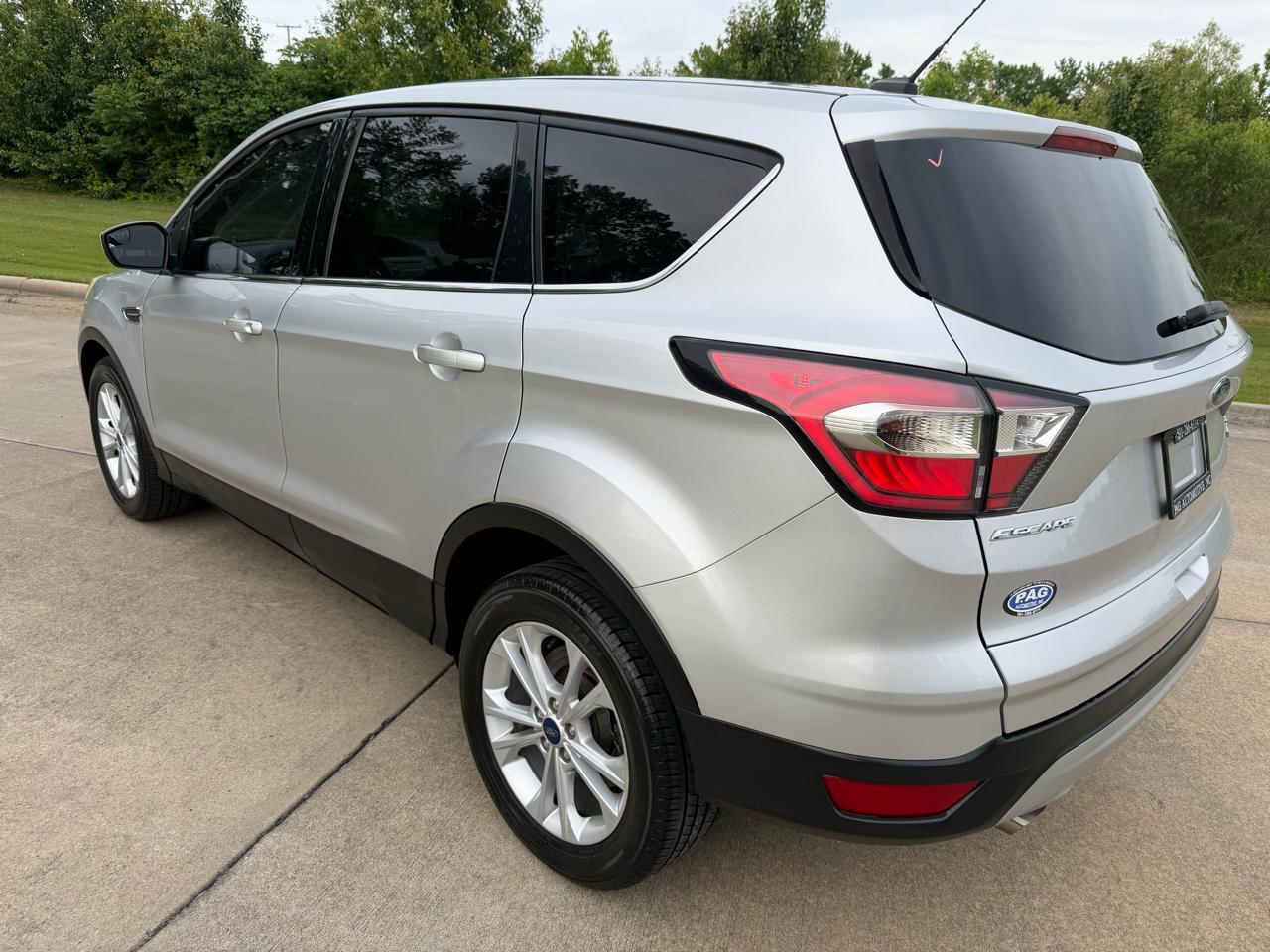 Ford Escape SE 4D SUV FWD 2017