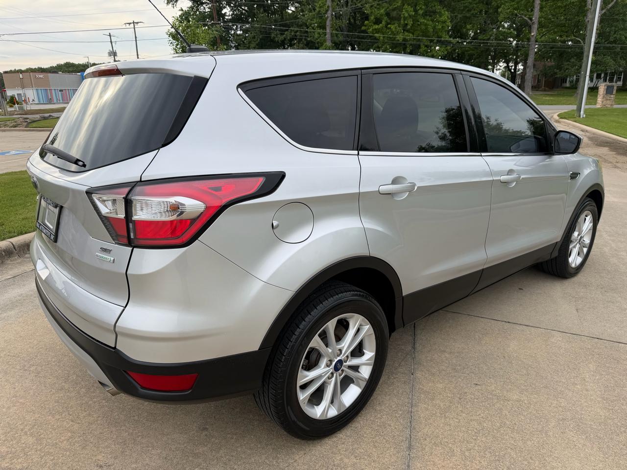 Ford Escape SE 4D SUV FWD 2017