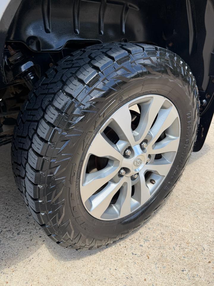 Toyota Tundra Limited CrewMax 4WD 2017