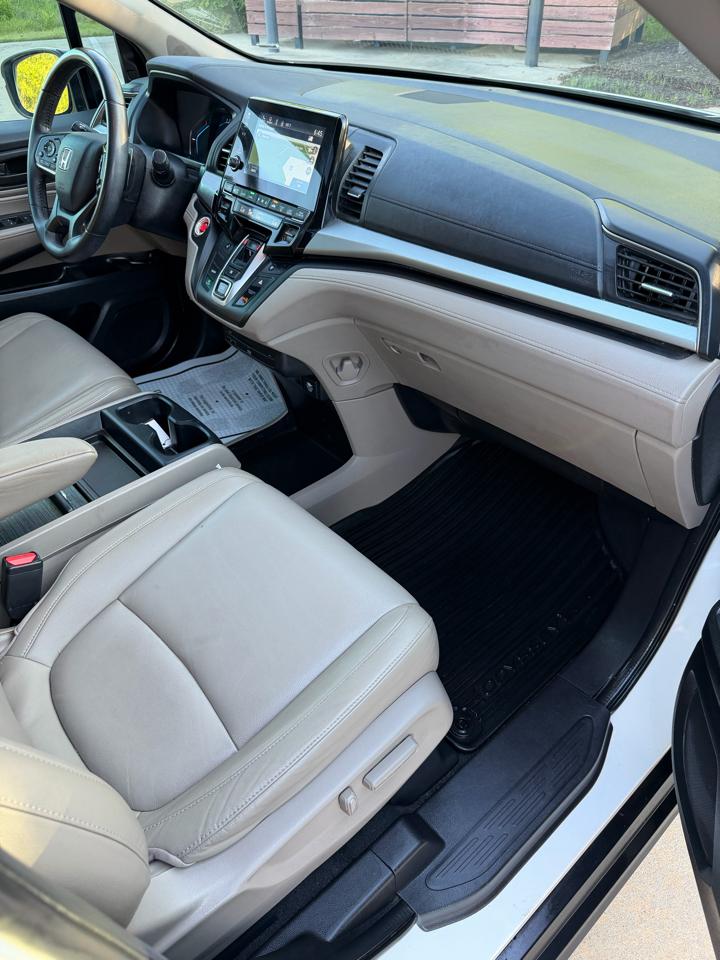 Honda Odyssey EX-L w/ Navigation 2019
