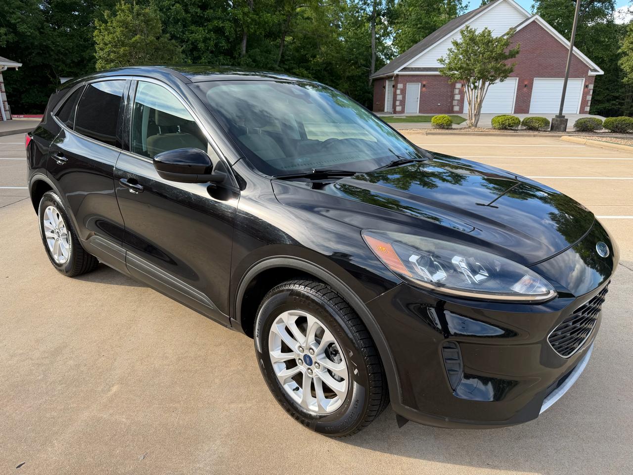 Ford Escape SE 4D SUV AWD 2021