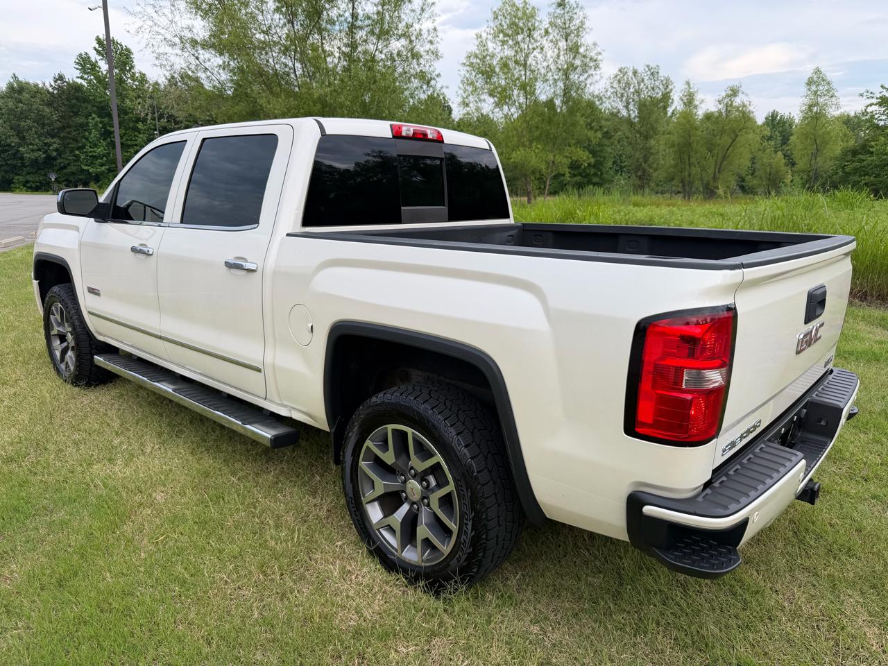 GMC Sierra 1500 SLT Crew Cab 4WD 2015