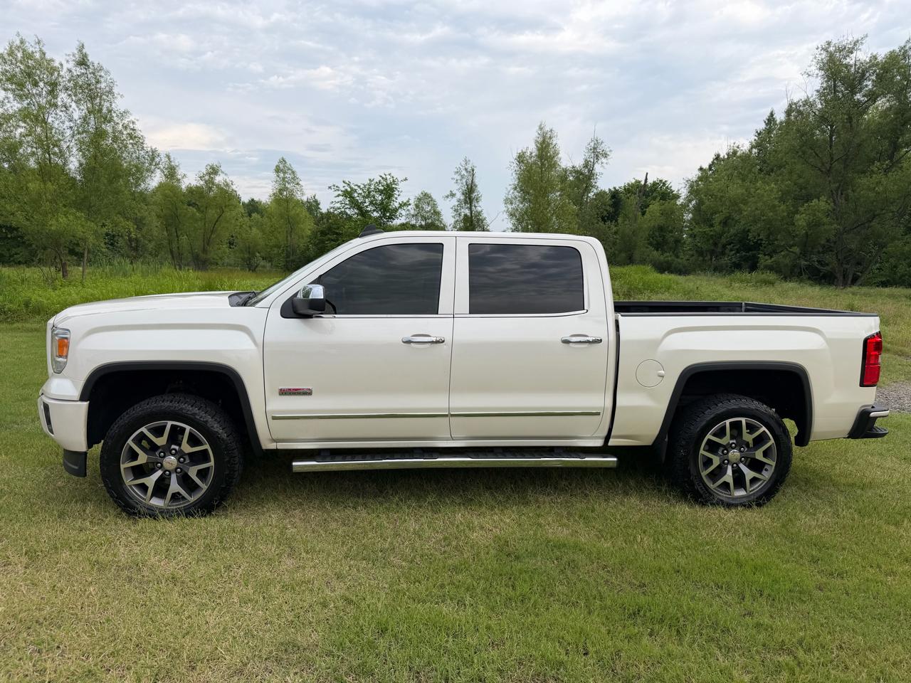 GMC Sierra 1500 SLT Crew Cab 4WD 2015