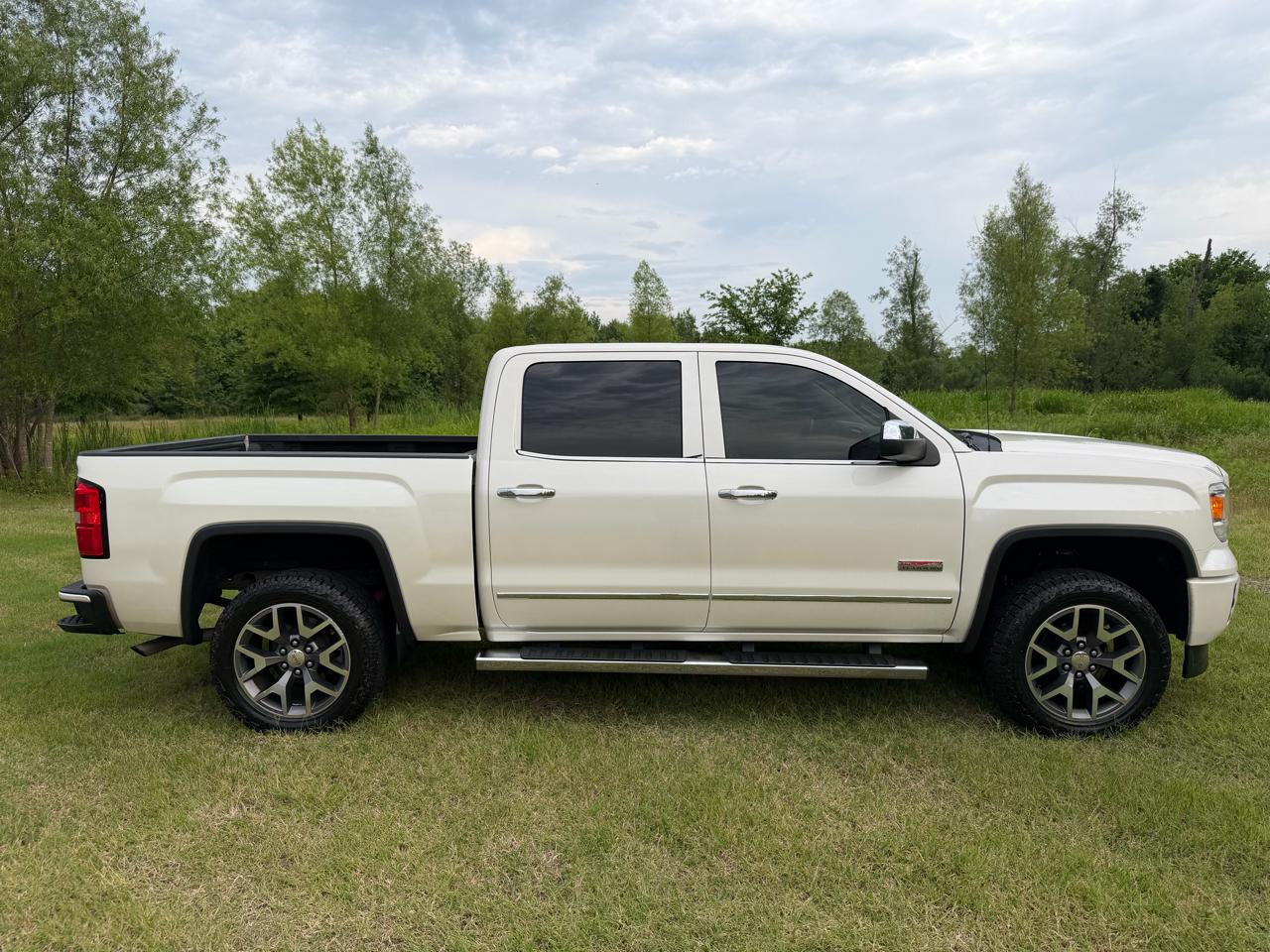 GMC Sierra 1500 SLT Crew Cab 4WD 2015