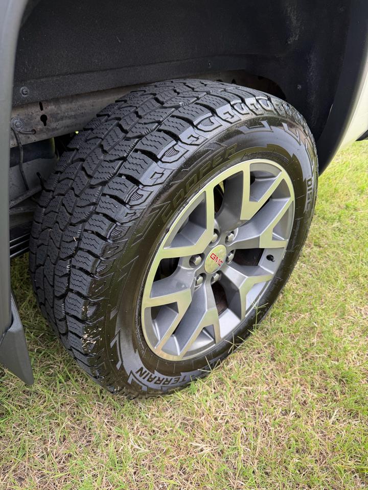 GMC Sierra 1500 SLT Crew Cab 4WD 2015