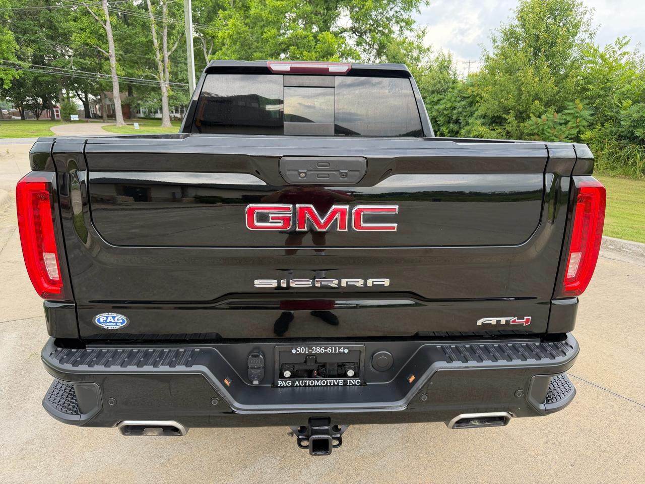 GMC Sierra 1500 AT4 Crew Cab 4WD 2020