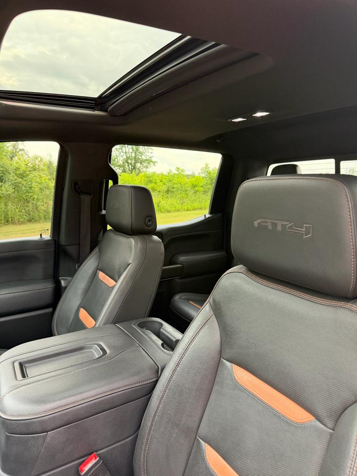 GMC Sierra 1500 AT4 Crew Cab 4WD 2020