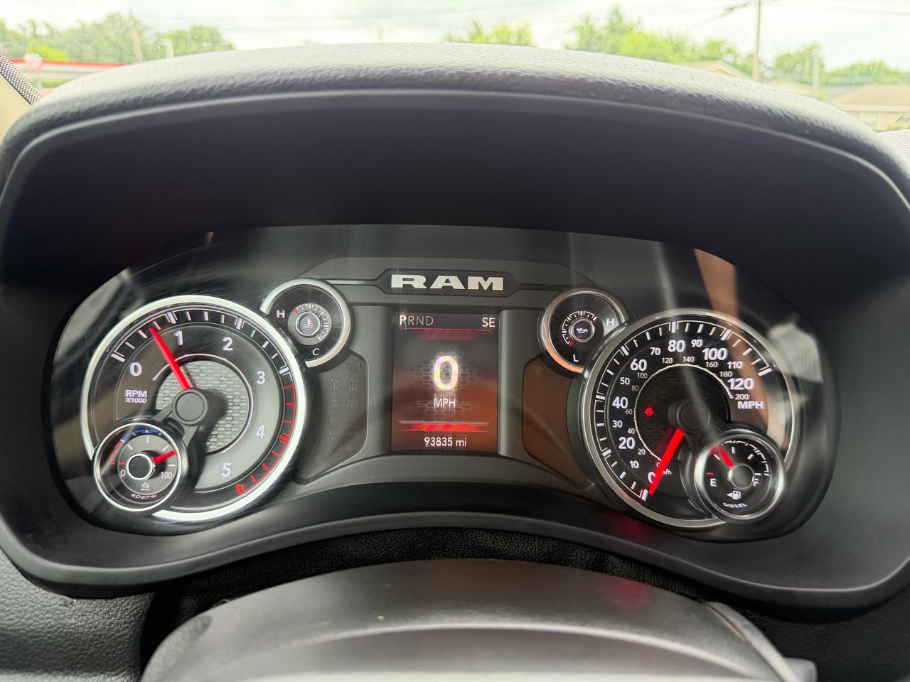 RAM 2500 Tradesman Crew Cab 4WD 2019