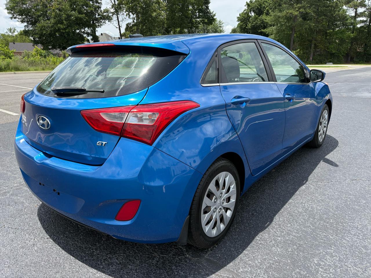 Hyundai Elantra GT A/T 2017