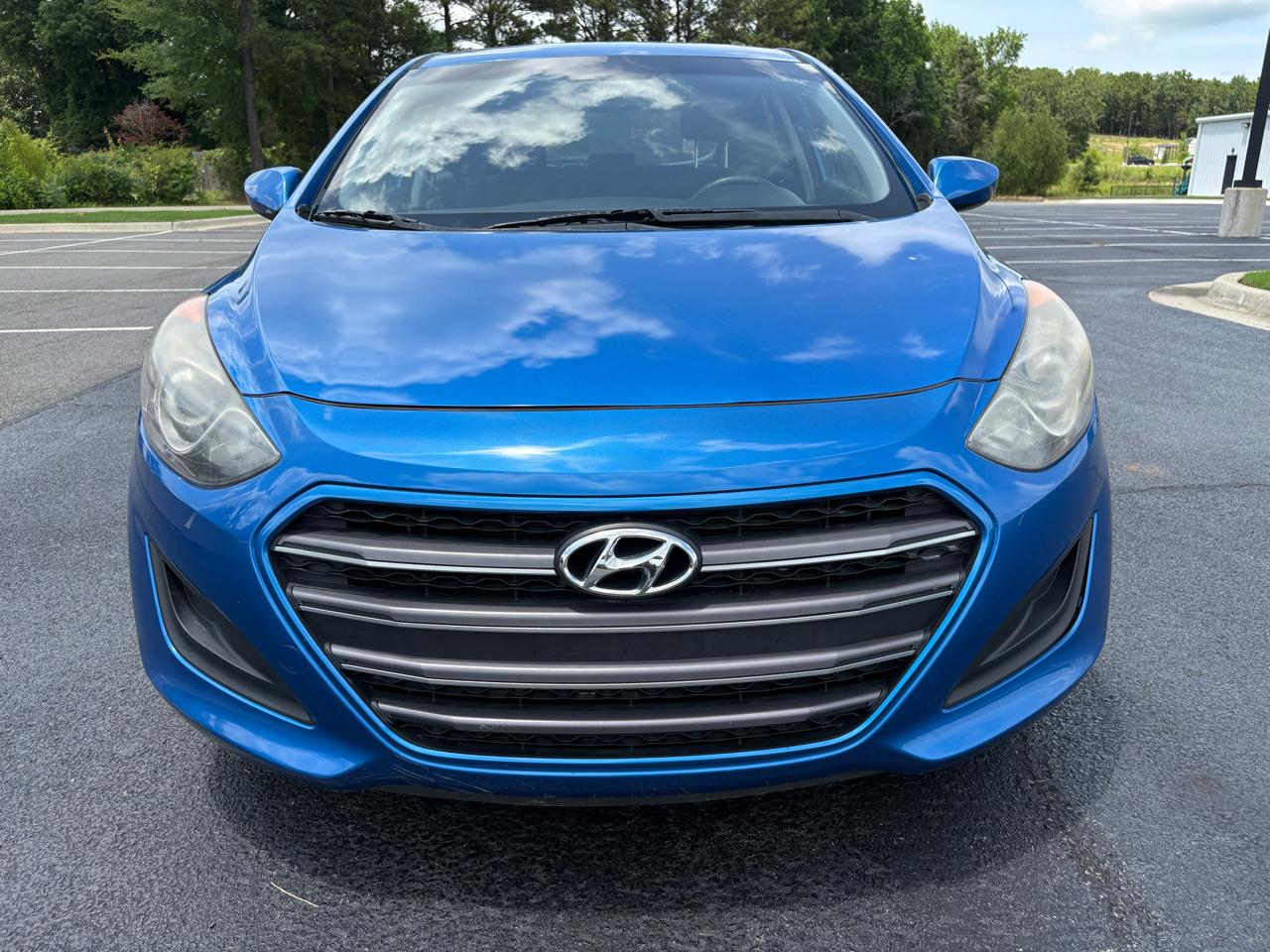 Hyundai Elantra GT A/T 2017