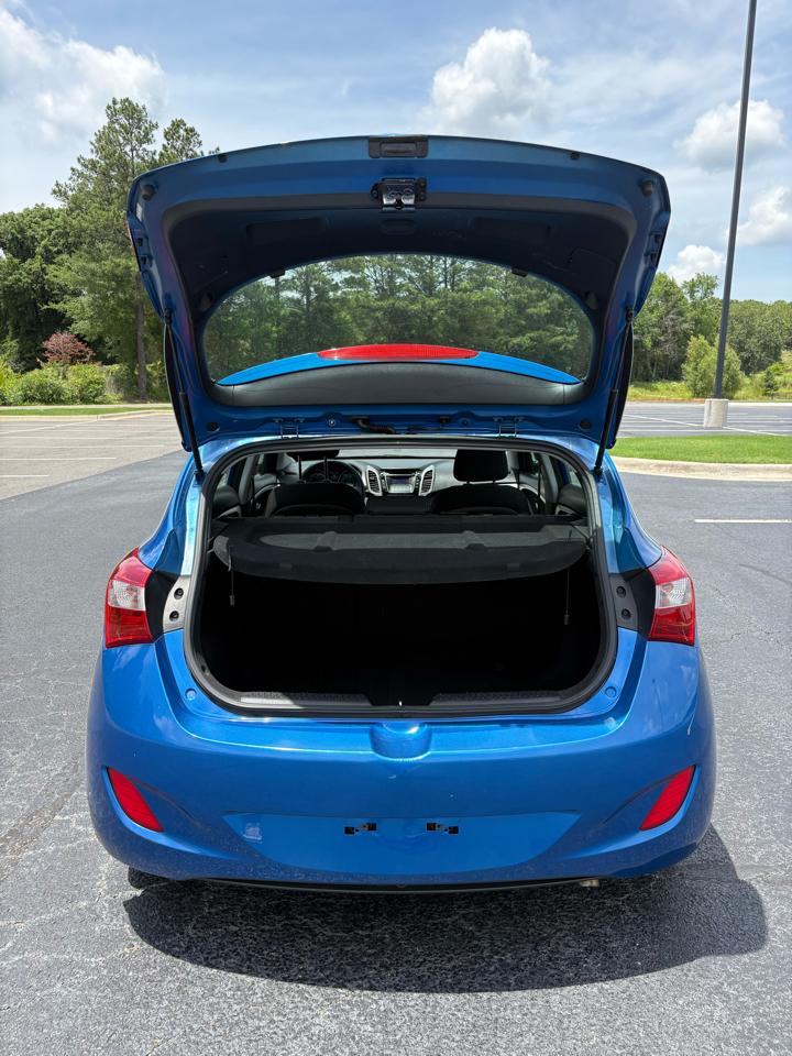 Hyundai Elantra GT A/T 2017