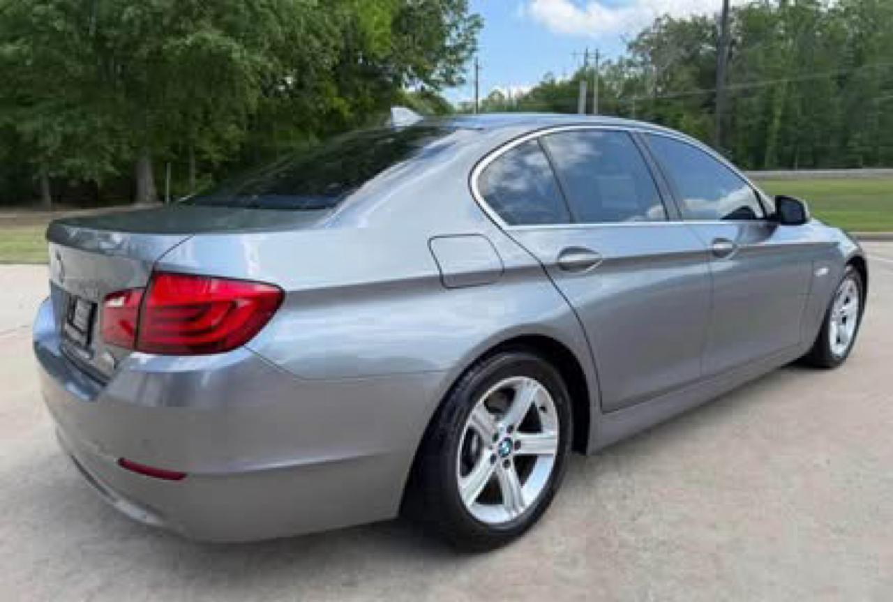 BMW 5-Series 528i 2013