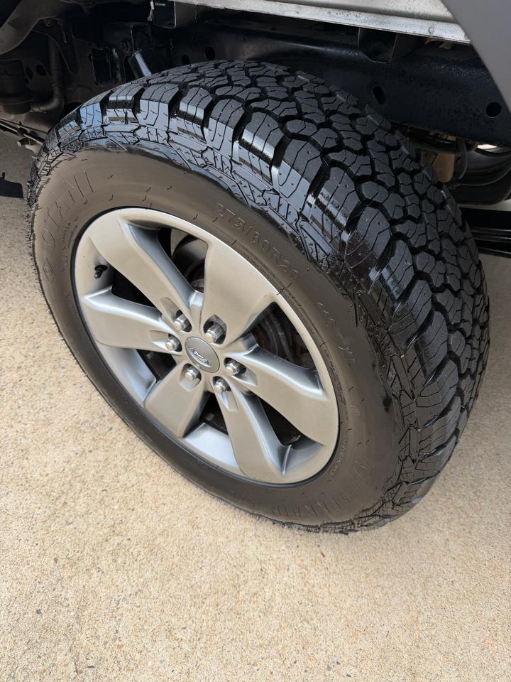 Ford F-150 FX4 SuperCrew 4WD 2012