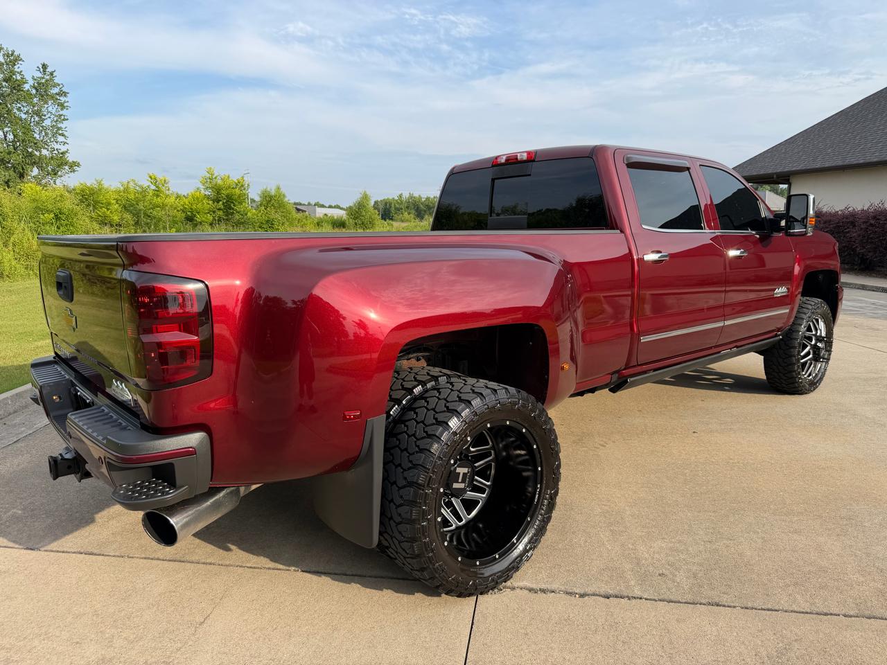 Chevrolet Silverado 3500HD High Country Crew Cab 4WD 2017