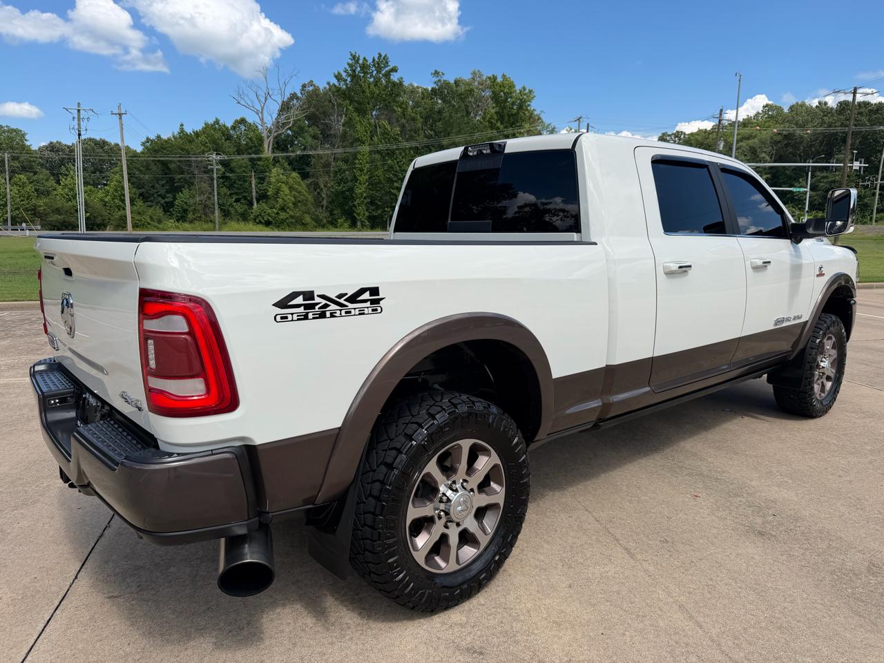 RAM 2500 Longhorn Mega Cab 4WD 2022