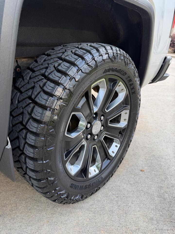 GMC Sierra 1500 Denali Crew Cab Long Box 4WD 2018