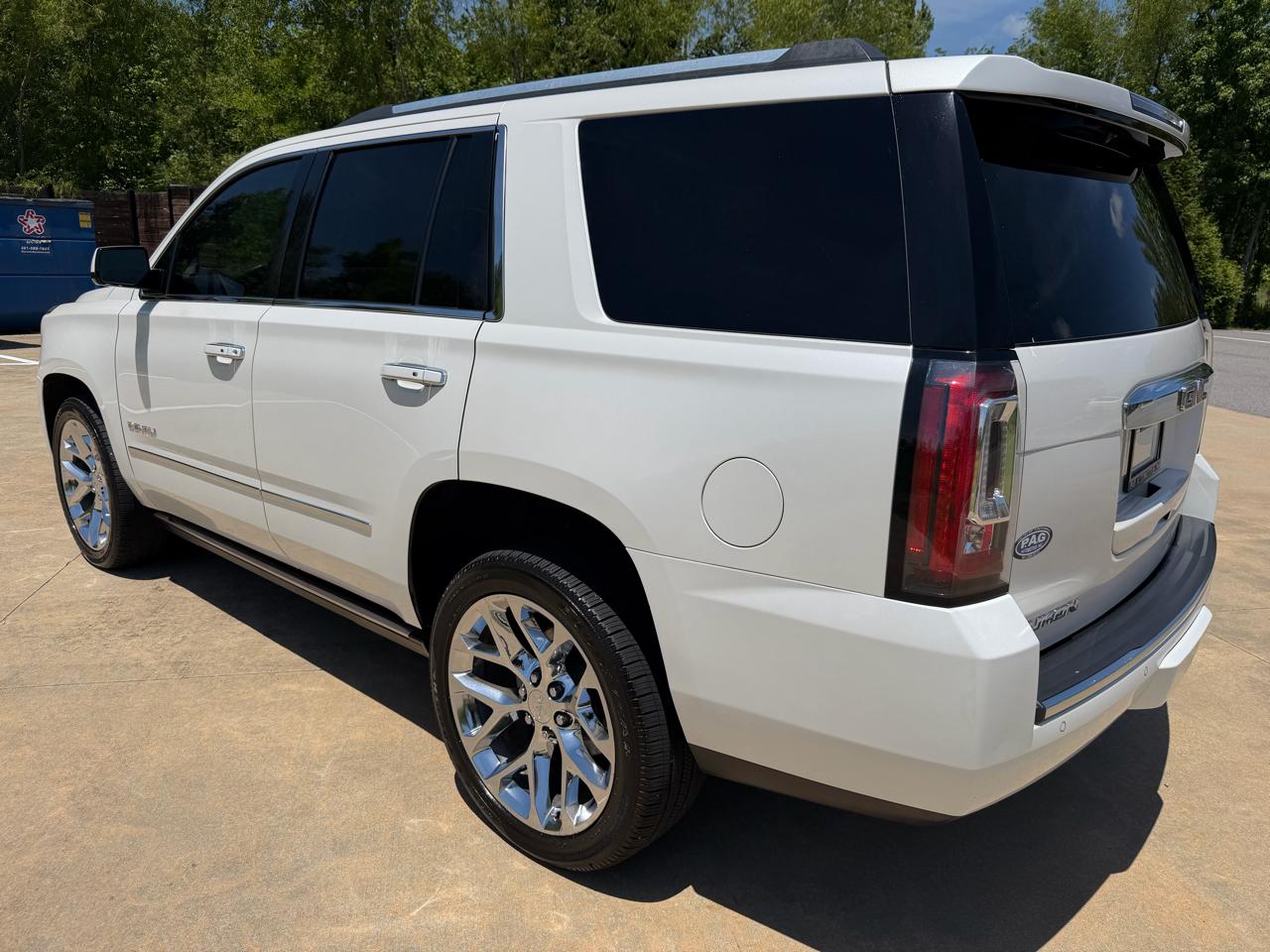 GMC Yukon Denali 4WD 2016