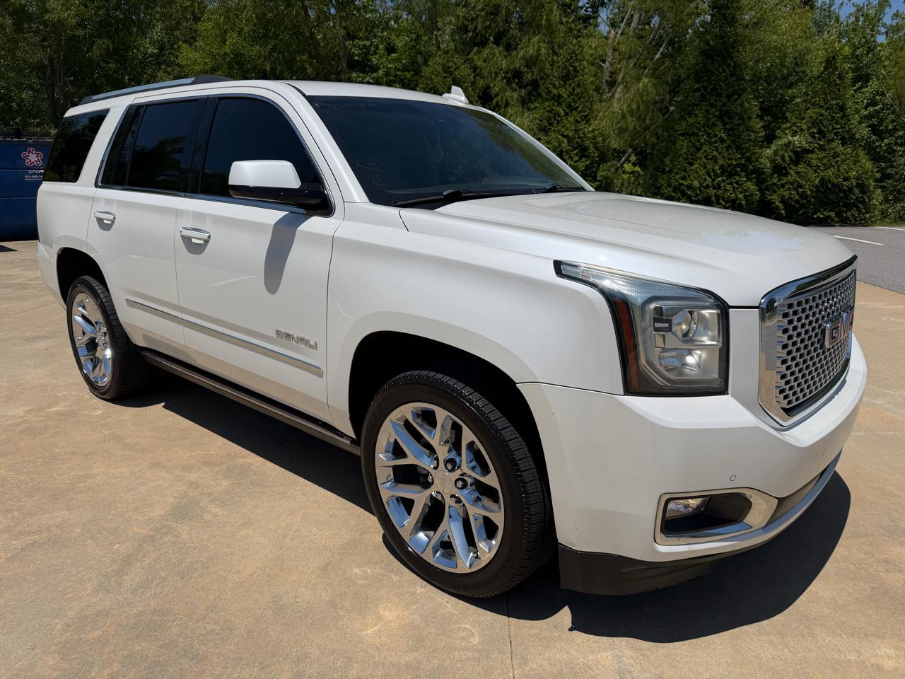GMC Yukon Denali 4WD 2016
