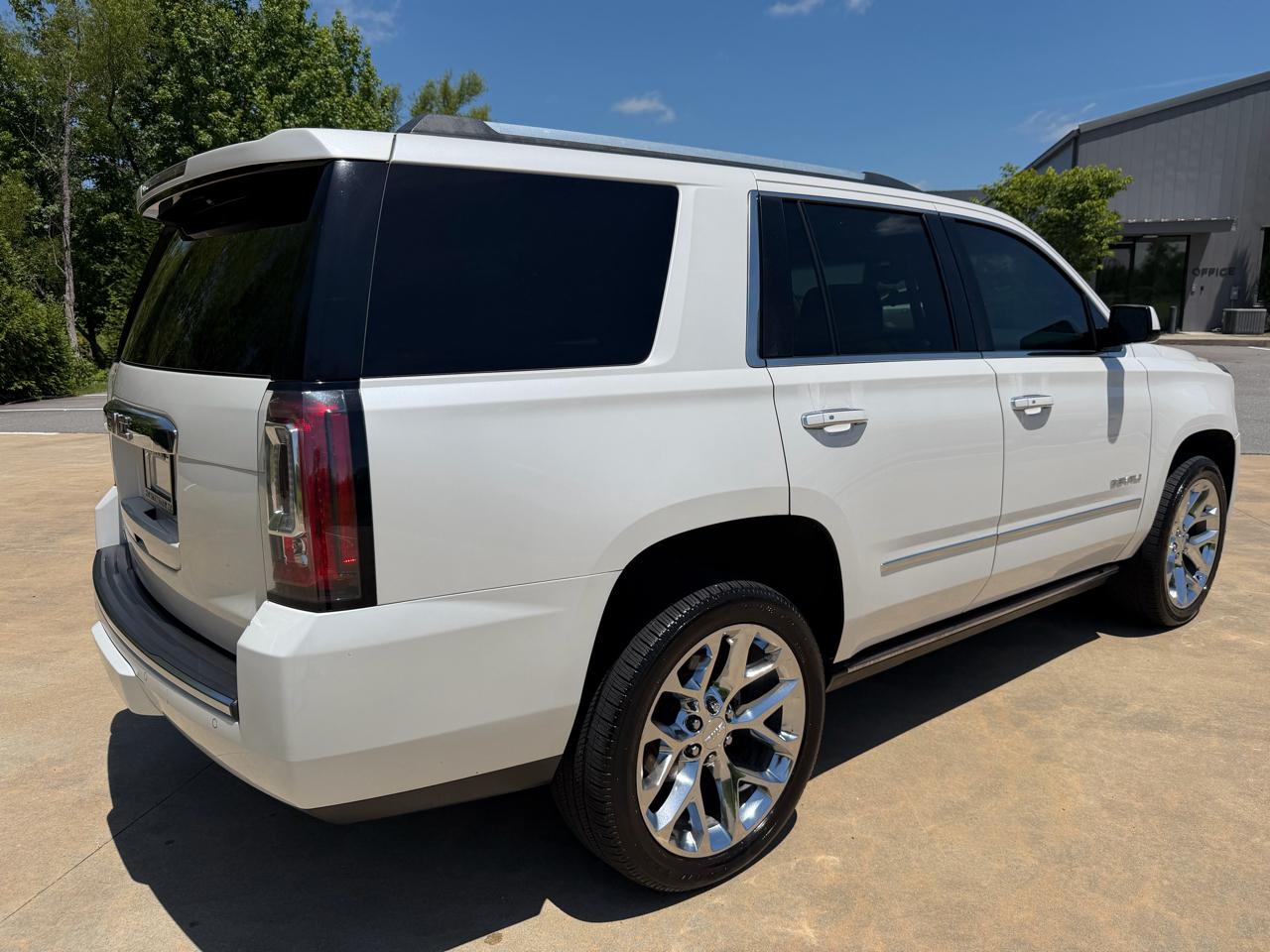 GMC Yukon Denali 4WD 2016