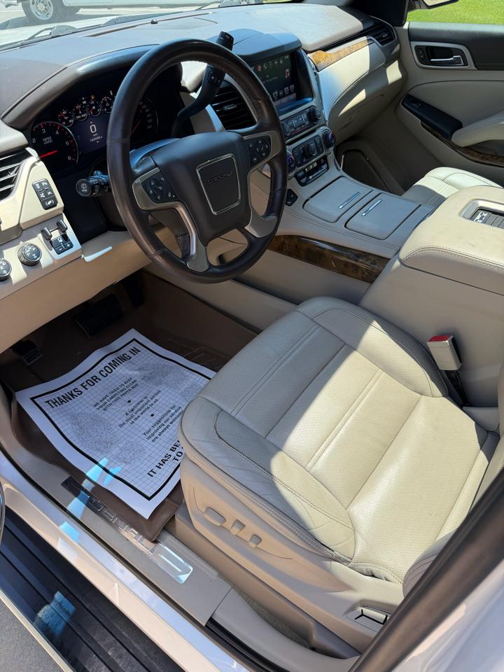 GMC Yukon Denali 4WD 2016