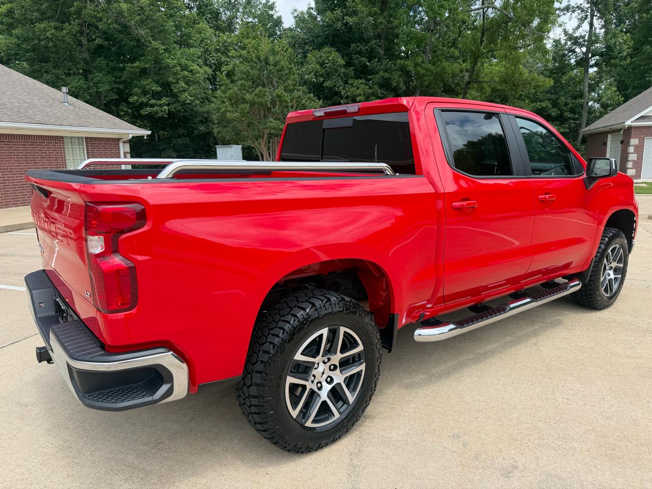 Chevrolet Silverado 1500 LT Z71 Crew Cab 4WD 2020