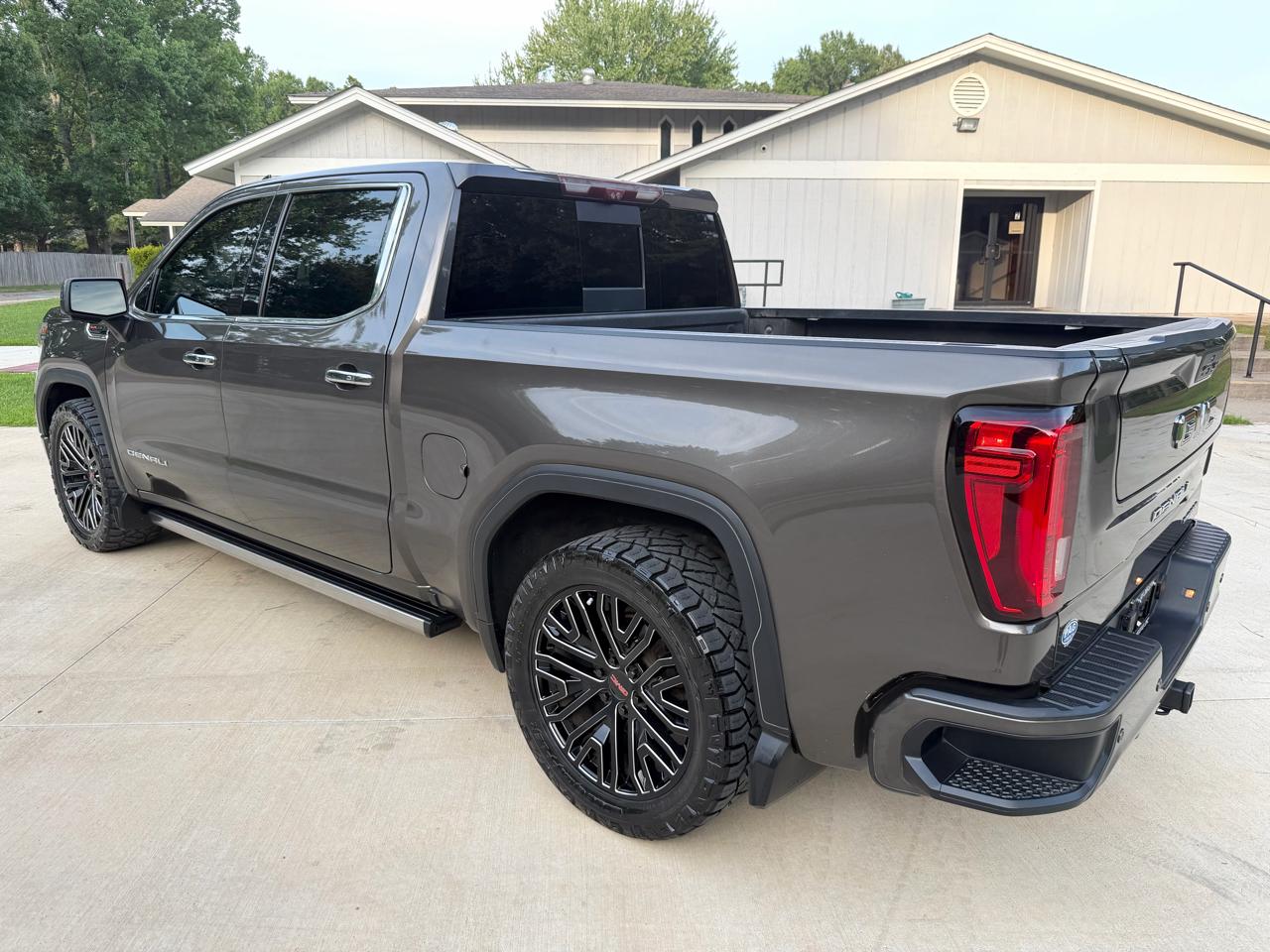 GMC Sierra 1500 Denali Crew Cab Long Box 4WD 2020