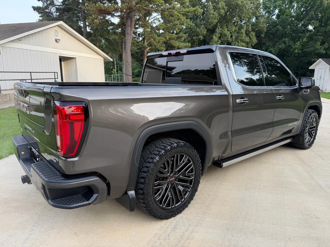 GMC Sierra 1500 Denali Crew Cab Long Box 4WD 2020