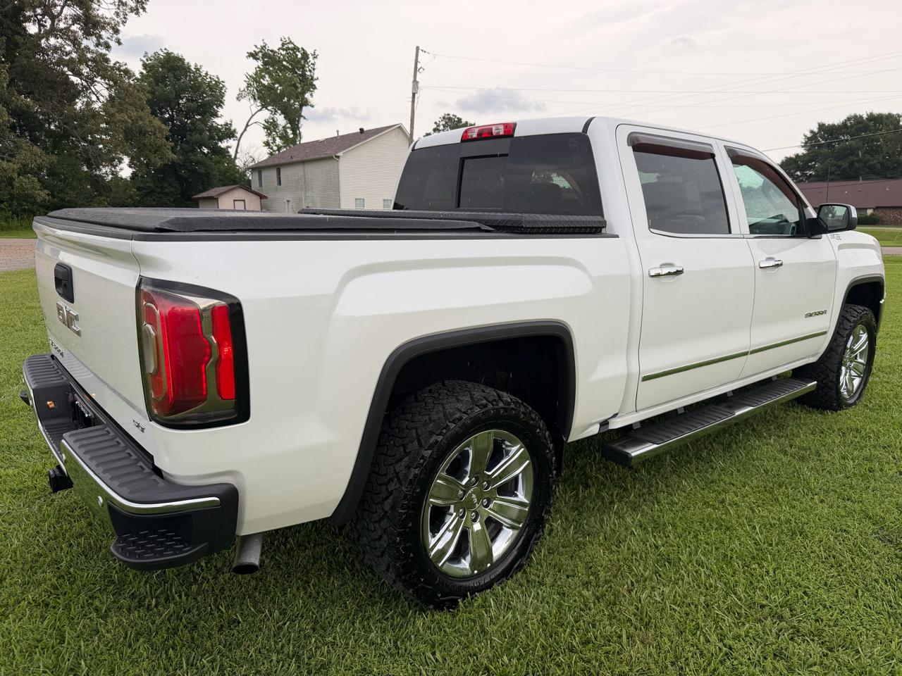 GMC Sierra 1500 SLT Crew Cab Short Box 4WD 2018
